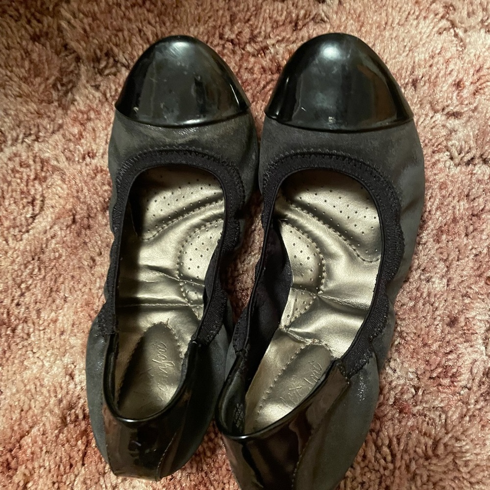 Ballet flats size 6